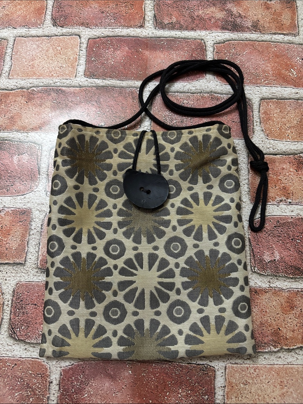 Sandra’s Satchels Seattle Washington Canvas Floral Pattern Crossbody Bag